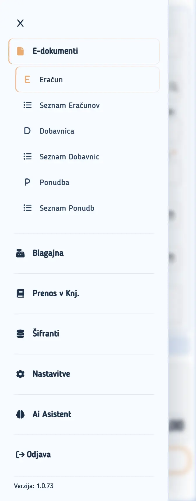 Odprt glavni meni aplikacije na telefonu